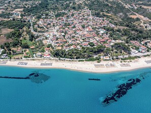 Beach - Dionysios Studios & Apartments (Kefalonia)