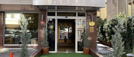 EntrĂ©e de lâhĂ©bergement
