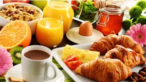 Free daily buffet breakfast - Pebble Beach Hotel (Lesvos)