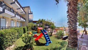 Children’s play area – outdoor - Pebble Beach Hotel (Lesvos)