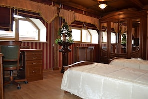 Coffres-forts dans les chambres, ameublement personnalisé, Wi-Fi gratuit