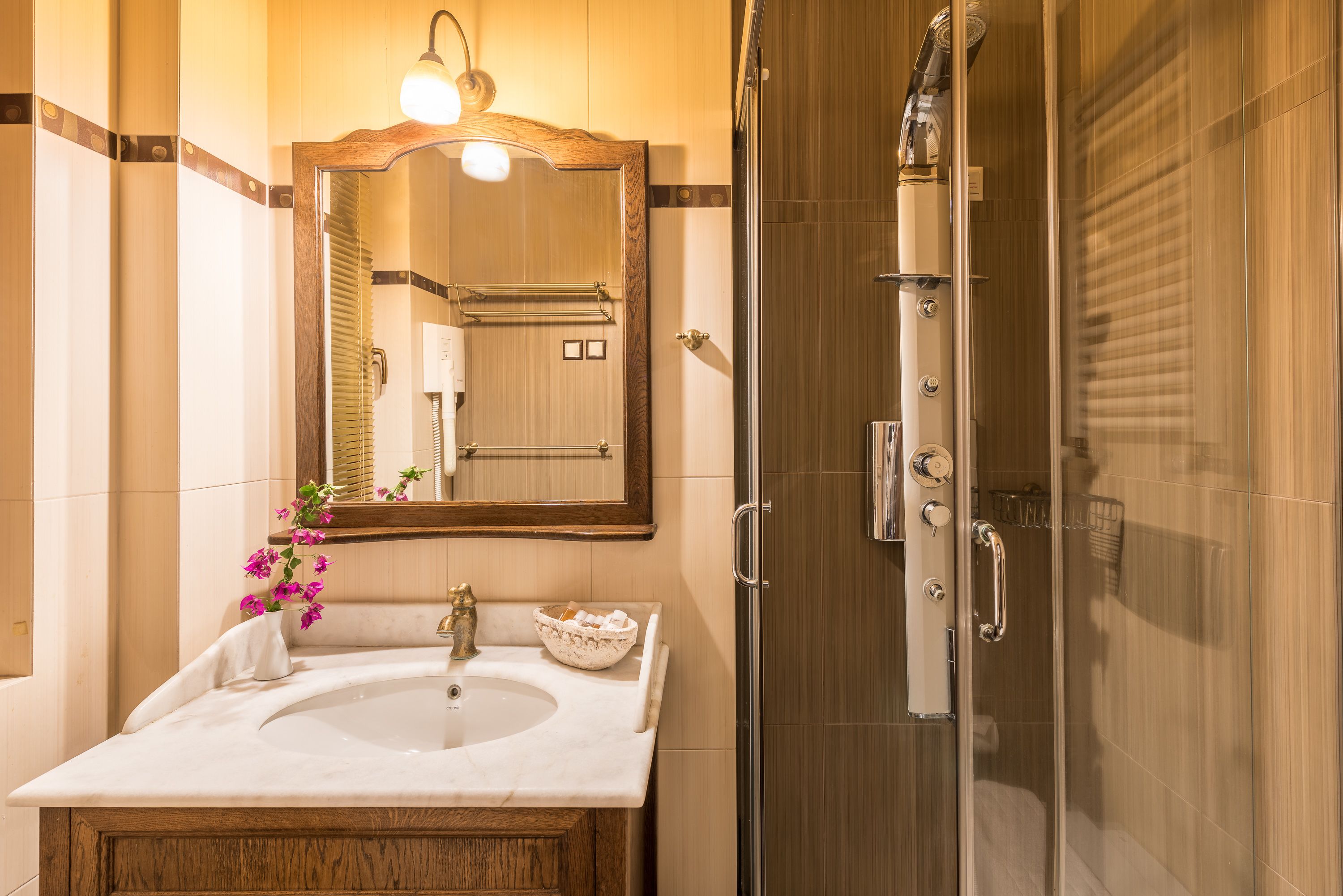 junior suite, sauna | bathroom | free toiletries, hair dryer, slippers, towels