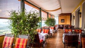 View from property - Panoramahotel Steirerland (St Andra-Hoech)