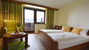 Coffres-forts dans les chambres, bureau, Wi-Fi gratuit, draps fournis