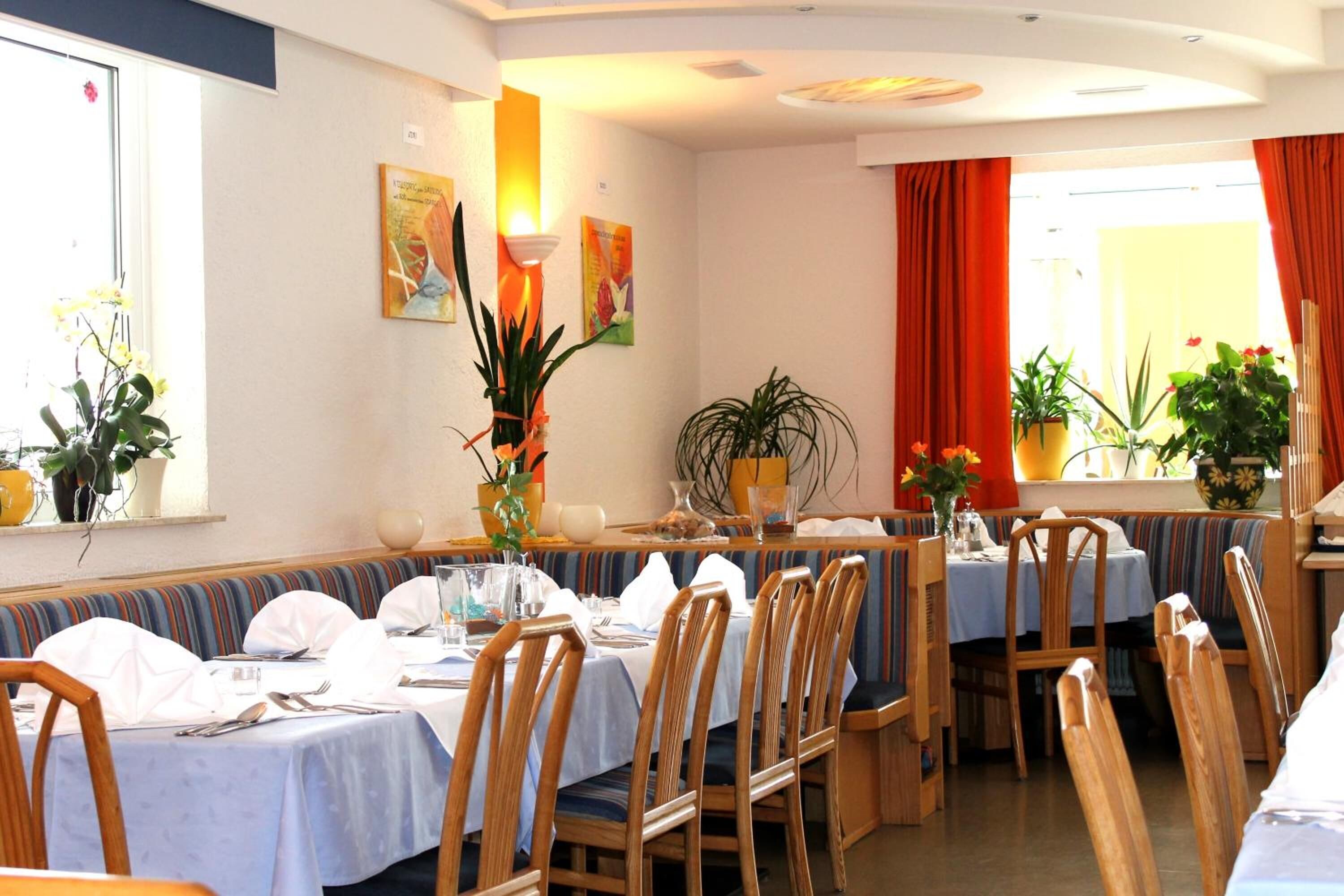 lunch and dinner served, regional cuisine