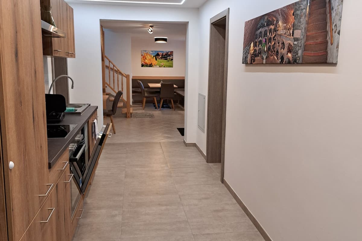 family house, 6 bedrooms | private kitchen | full-sized fridge, stovetop, dishwasher, toaster