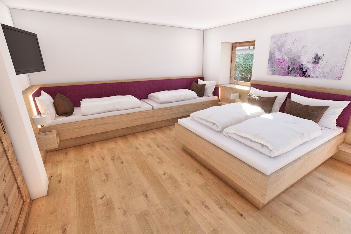 Deluxe-huoneisto, tupakointi kielletty | Tallelokero huoneessa, yksilöllisesti sisustettu, työpöytä