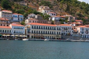 Exterior - Aktaion City Hotel (East Mani)