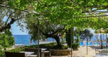 Kardamili Beach Hotel