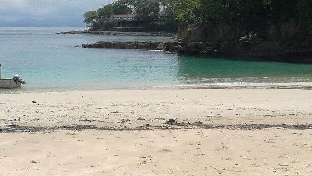 Beach nearby - B&B Gerald's (Saboga)