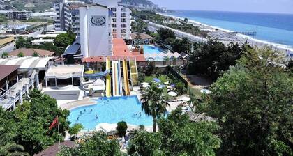 First Class Hotel - All Inclusive