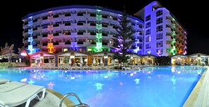 Exterior - First Class Hotel - All Inclusive (Alanya)
