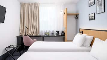 Premium Room, 2 Twin Beds | Desk, blackout drapes, soundproofing, cribs (free)