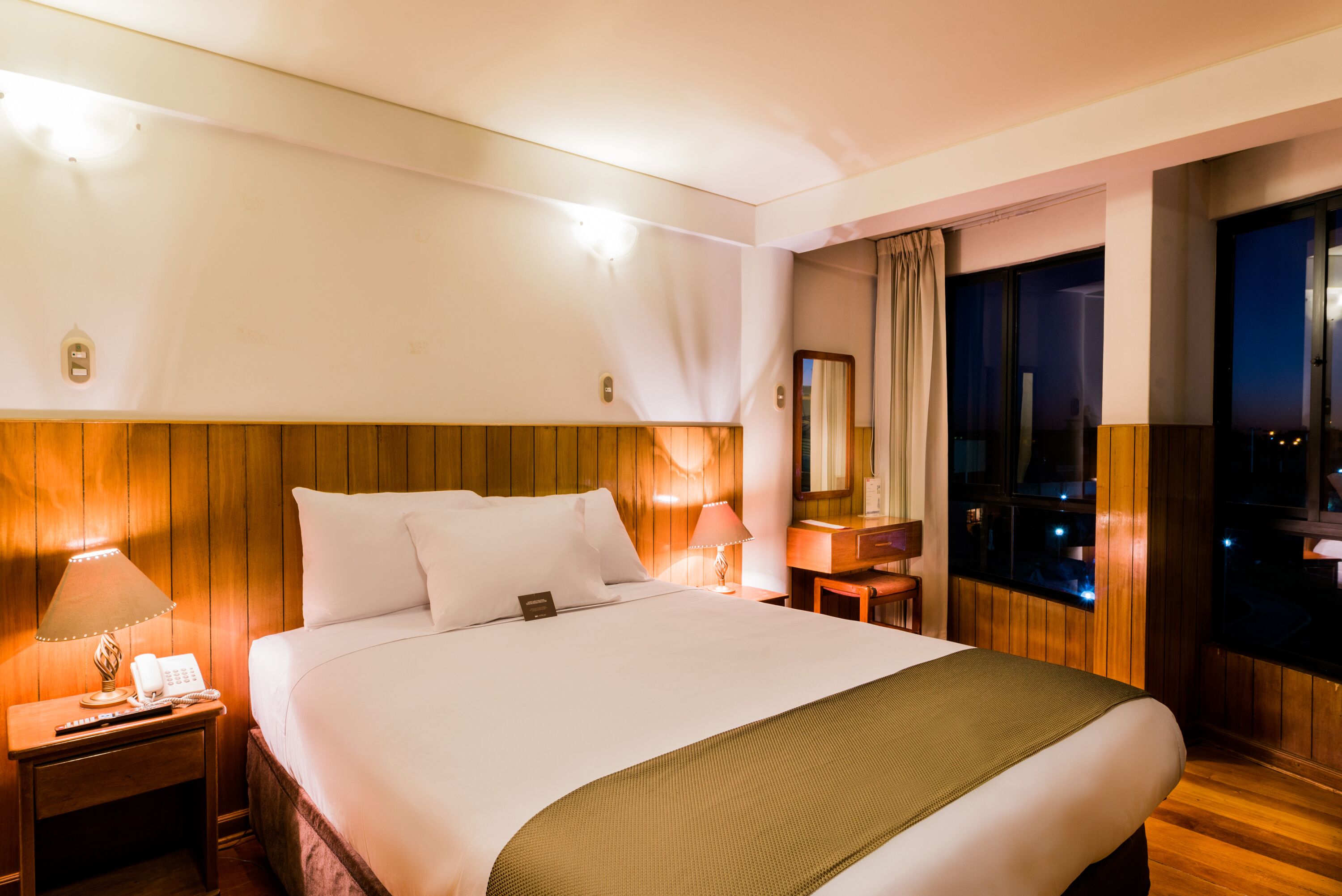 junior suite, 1 double bed | minibar, in-room safe, desk, free wifi