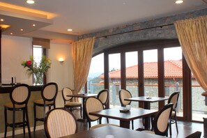 Coffee service - Nefeles Mainalon Luxury Residences & Lounge (Tripoli)