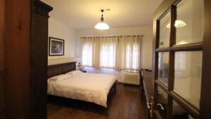 Room - Muzaka (Berat)