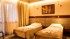 Unclassified image, 3 of 39, button - Hotel Relax (Kety)
