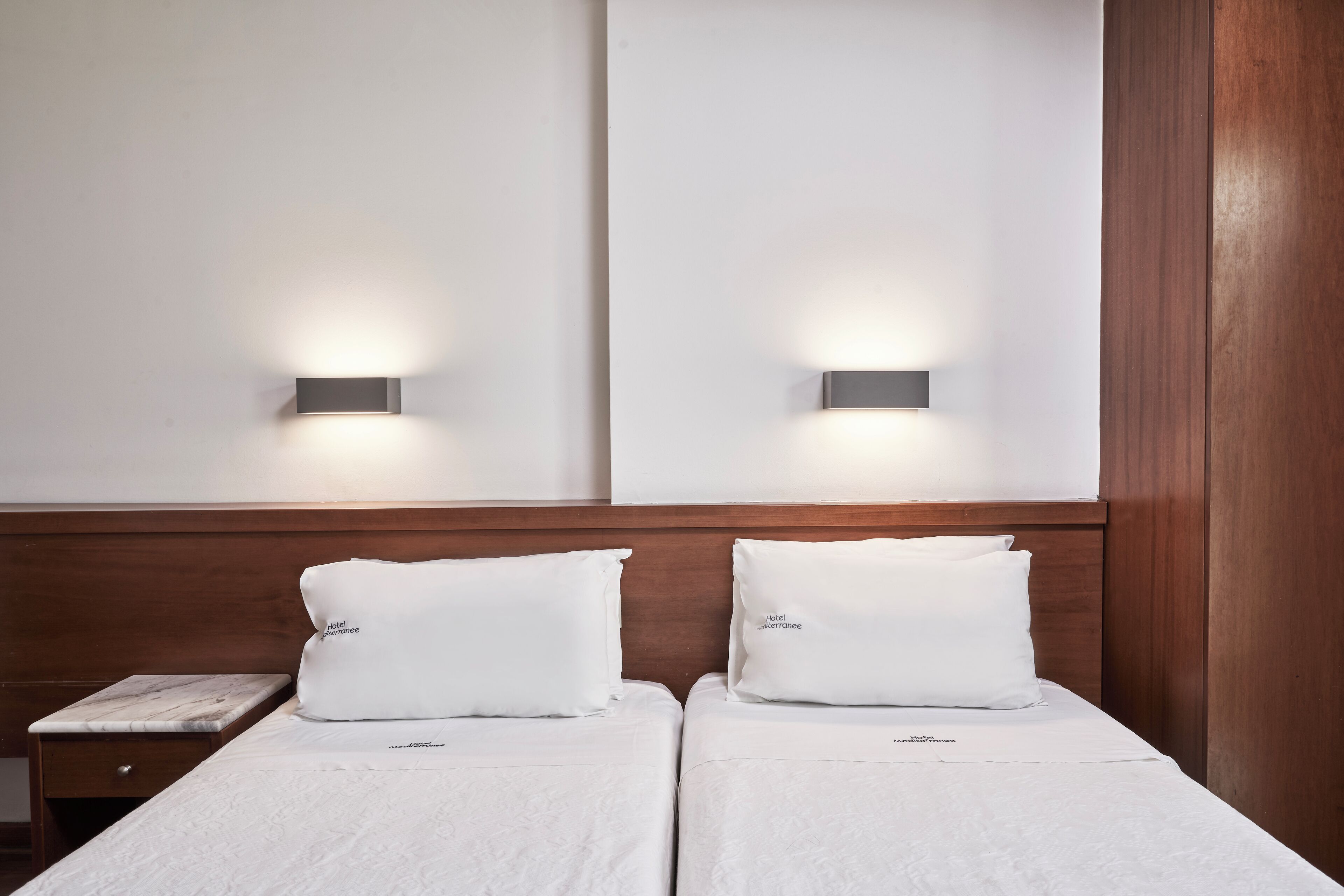 double room | desk, iron/ironing board, free cots/infant beds, free wifi