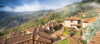 Pliadon Gi Mountain Resort & Spa