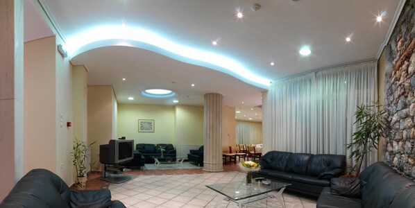 Living area - Alex Hotel (PELOPONNESE)