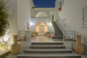 Terrace/patio - Miland Suites (Milos)