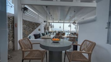 Pool View Suite | Vue de la chambre