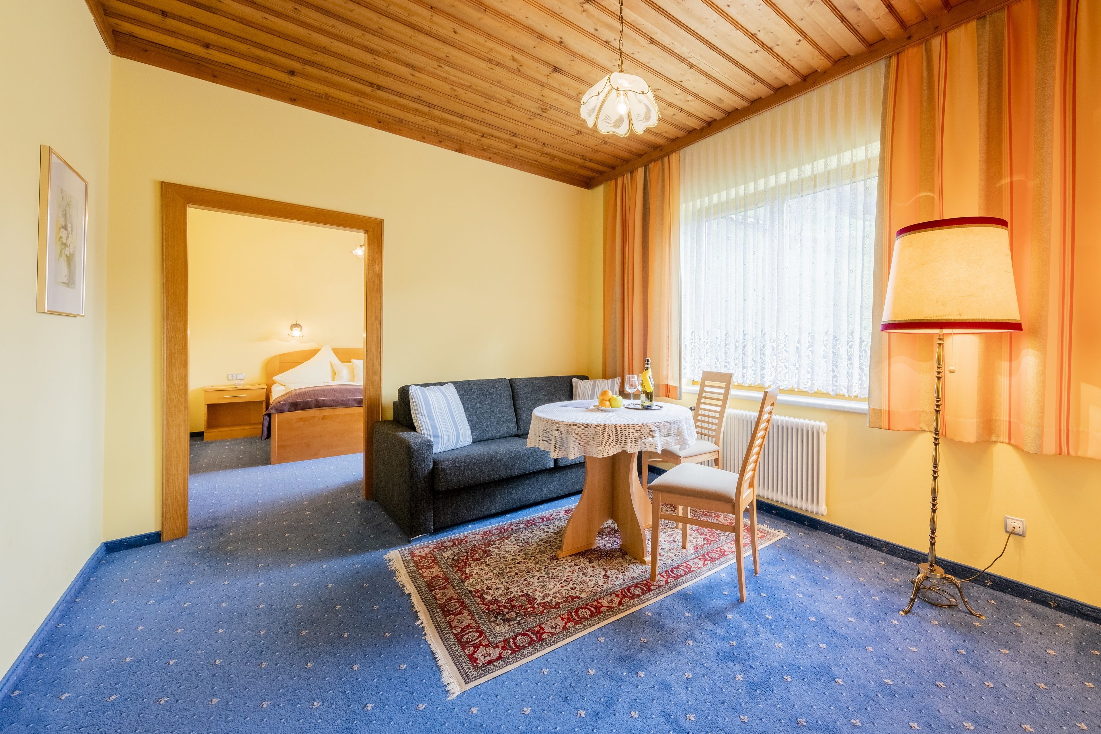 Schreibtisch, kostenloses WLAN, Bettwäsche