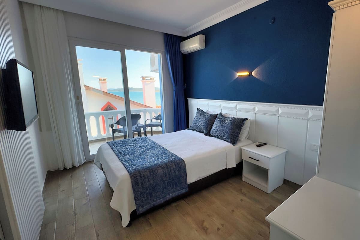 Standard Double Room, 1 Double Bed, Sea View | Balcony view