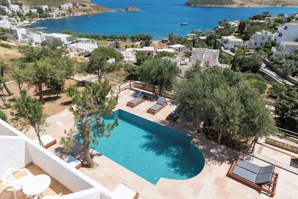 Pool - Golden Sun Hotel (Patmos)