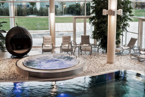 Reduce Hotel Vital