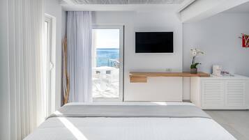 Junior Suite, Sea View with Outdoor Jacuzzi | View from room
