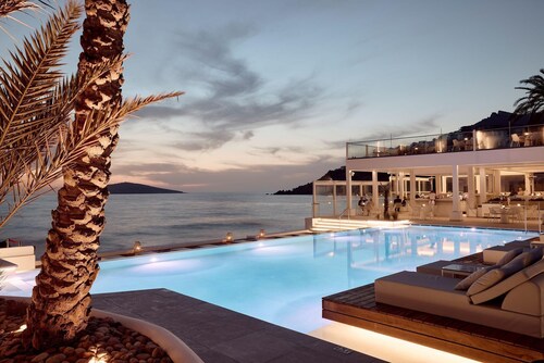 Kantouni Beach Boutique Hotel