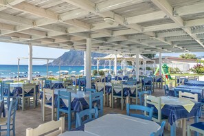 Lunch and dinner served - Kordistos Hotel (Kos)
