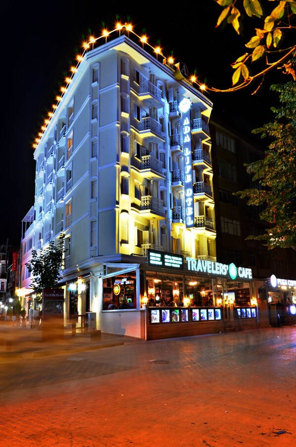 Front of property – evening/night - Ada Life (Eskisehir)