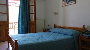 Room - Effie (Patmos)