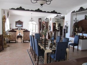 Lobby sitting area - Porto Scoutari Romantic Hotel (Patmos)