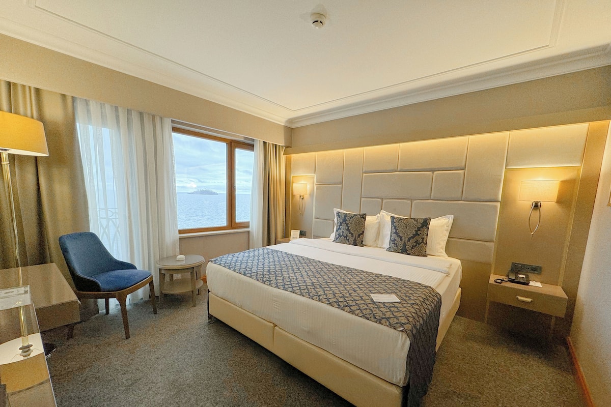 Room, 1 Double Bed, Sea View | View from room