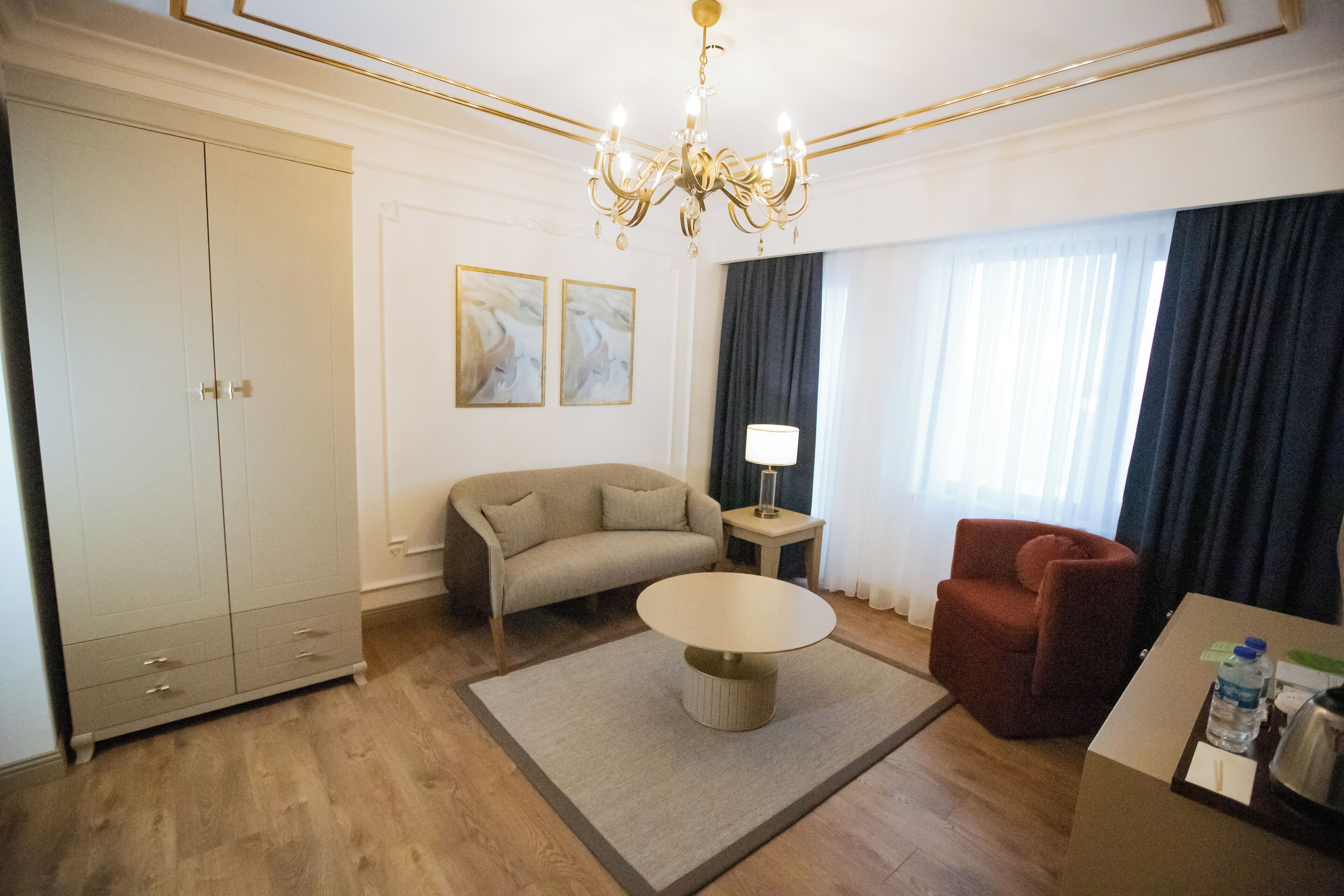 Deluxe Room, 1 Double Bed, Sea View | Living area | Flat-screen TV