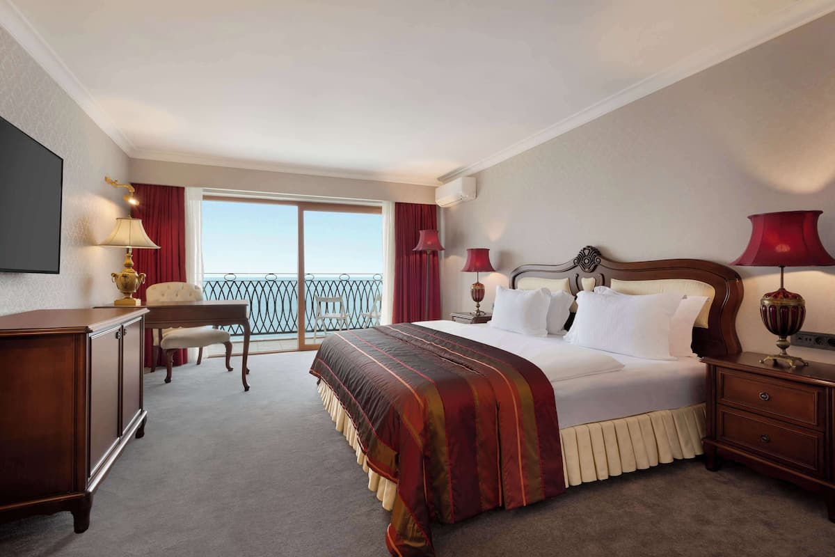 Presidential Suite, 1 King Bed, Sea View | 1 bedroom, premium bedding, minibar, in-room safe