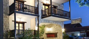 Fretzato Traditional Guest House