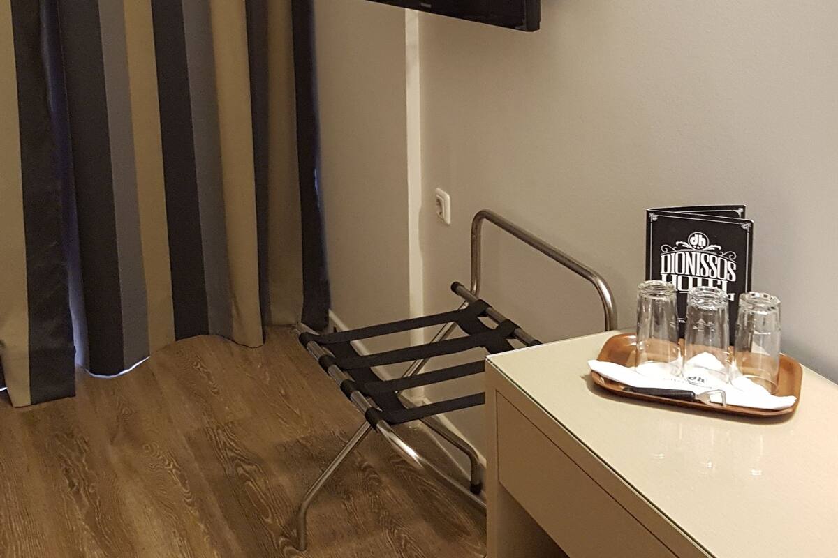 Minibar, in-room safe, desk, soundproofing