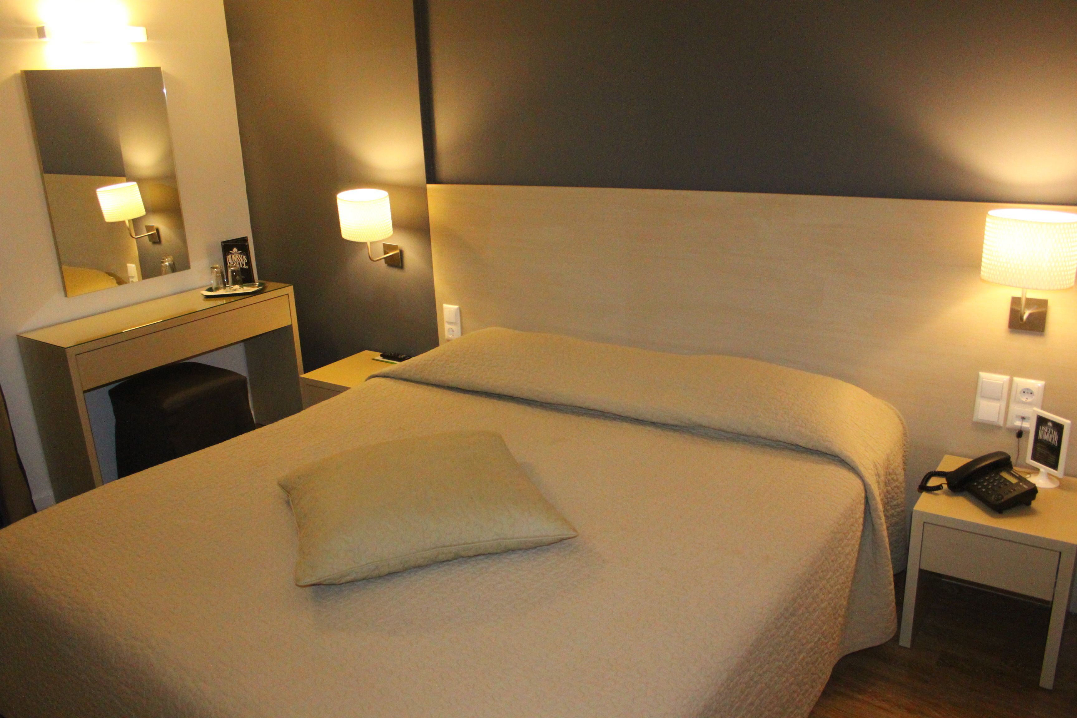 minibar, in-room safe, desk, soundproofing