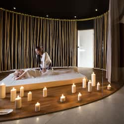 Body treatments, body scrubs, facials, 10 treatment rooms