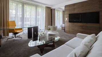 Kamar Double Superior | Area keluarga | TV layar datar