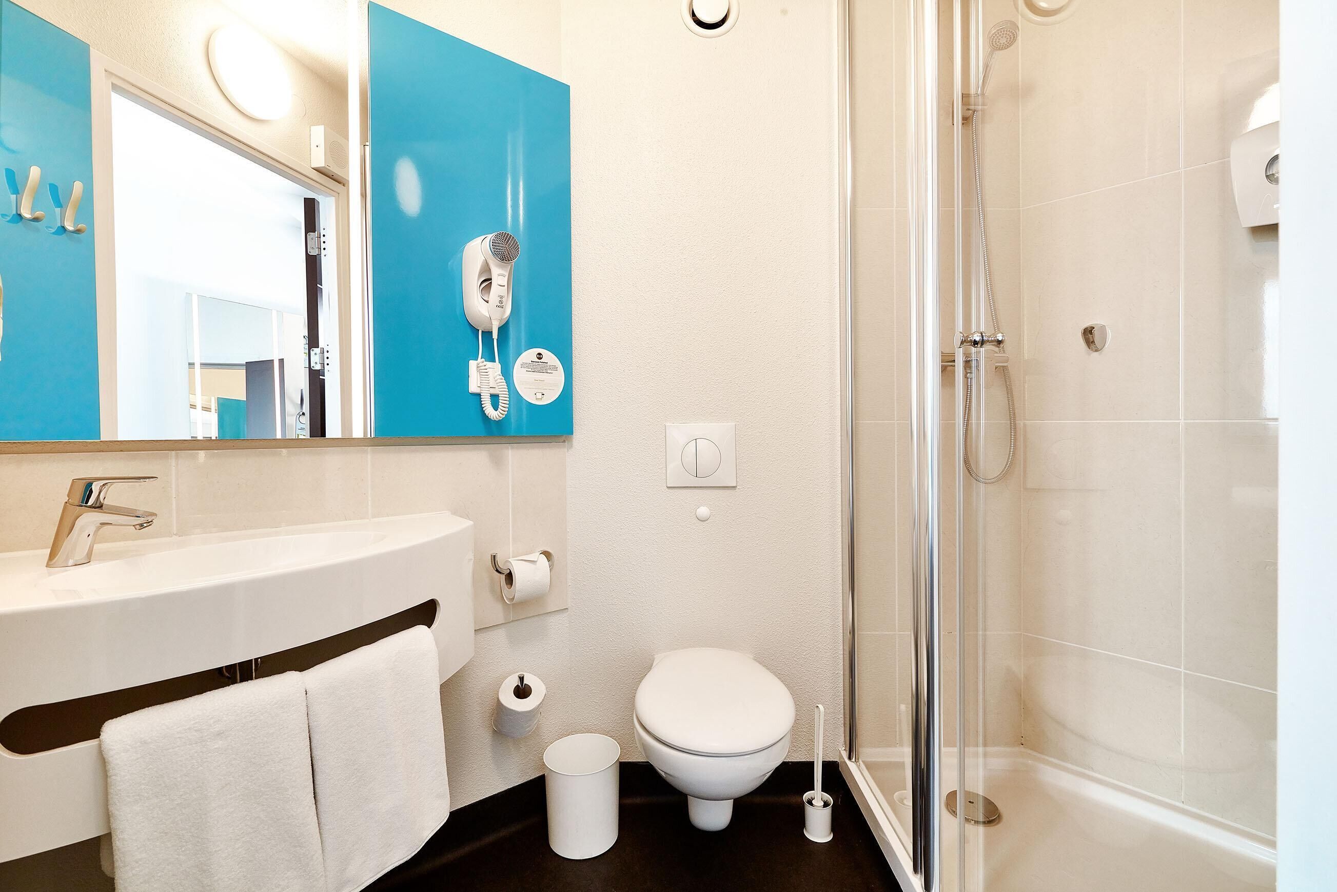 Foto - B&B Hotel Warszawa-Okęcie