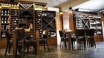 Wine bar