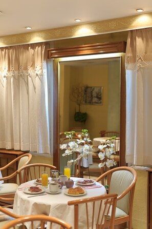 Restaurant - Anesis Hotel (Kastoria)