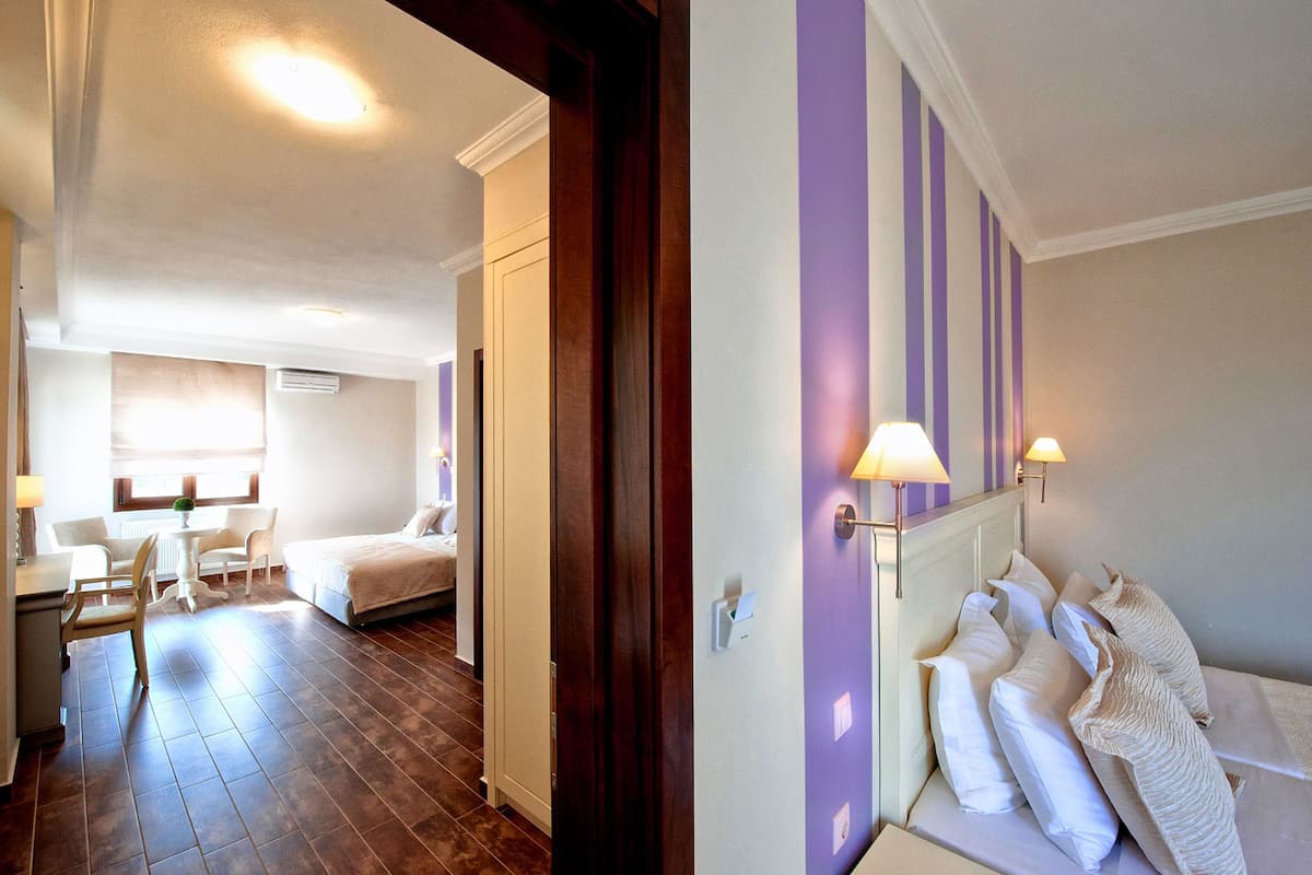 egyptian cotton sheets, premium bedding, down duvets, pillow-top beds