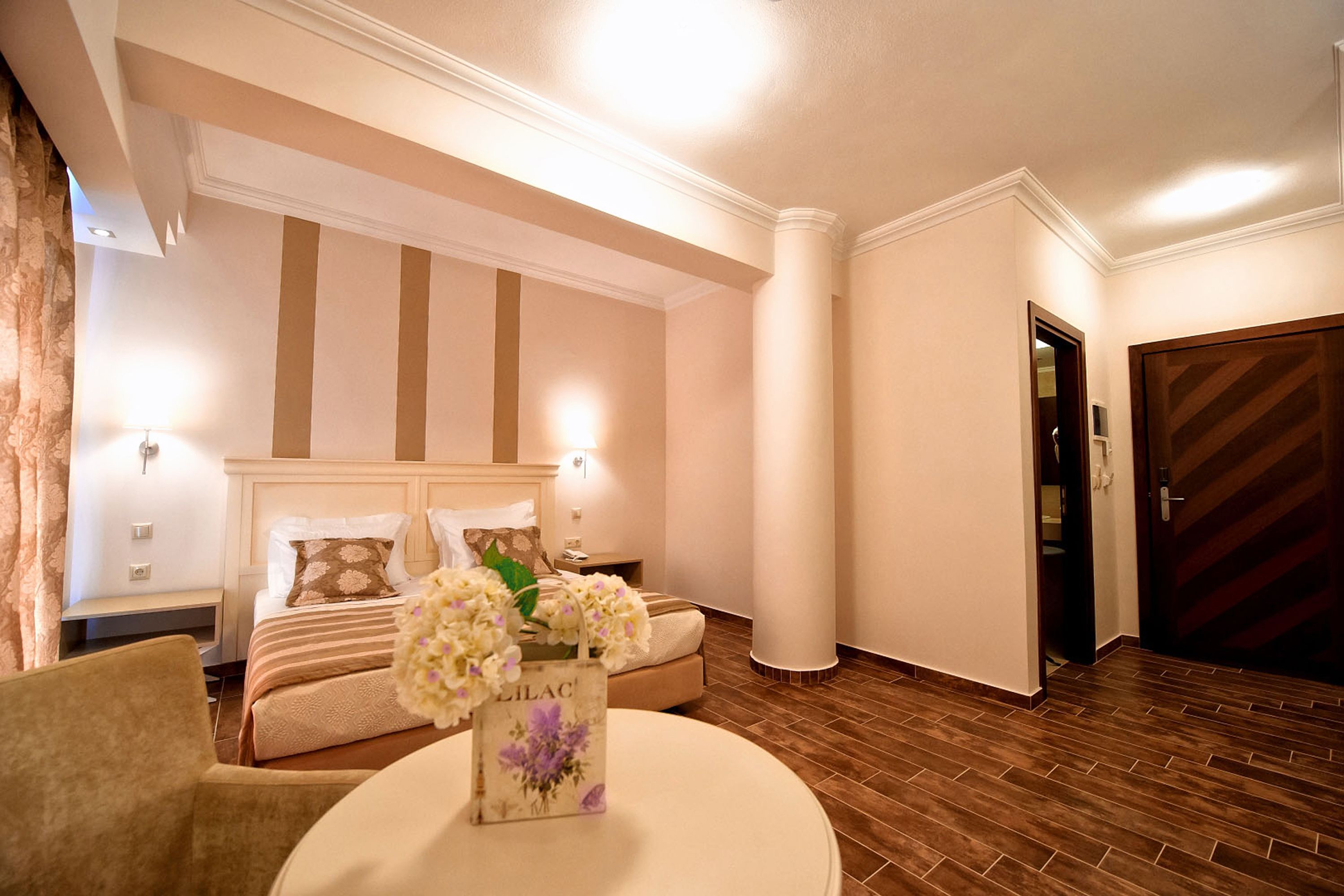 standard double or twin room | living area | flat-screen tv