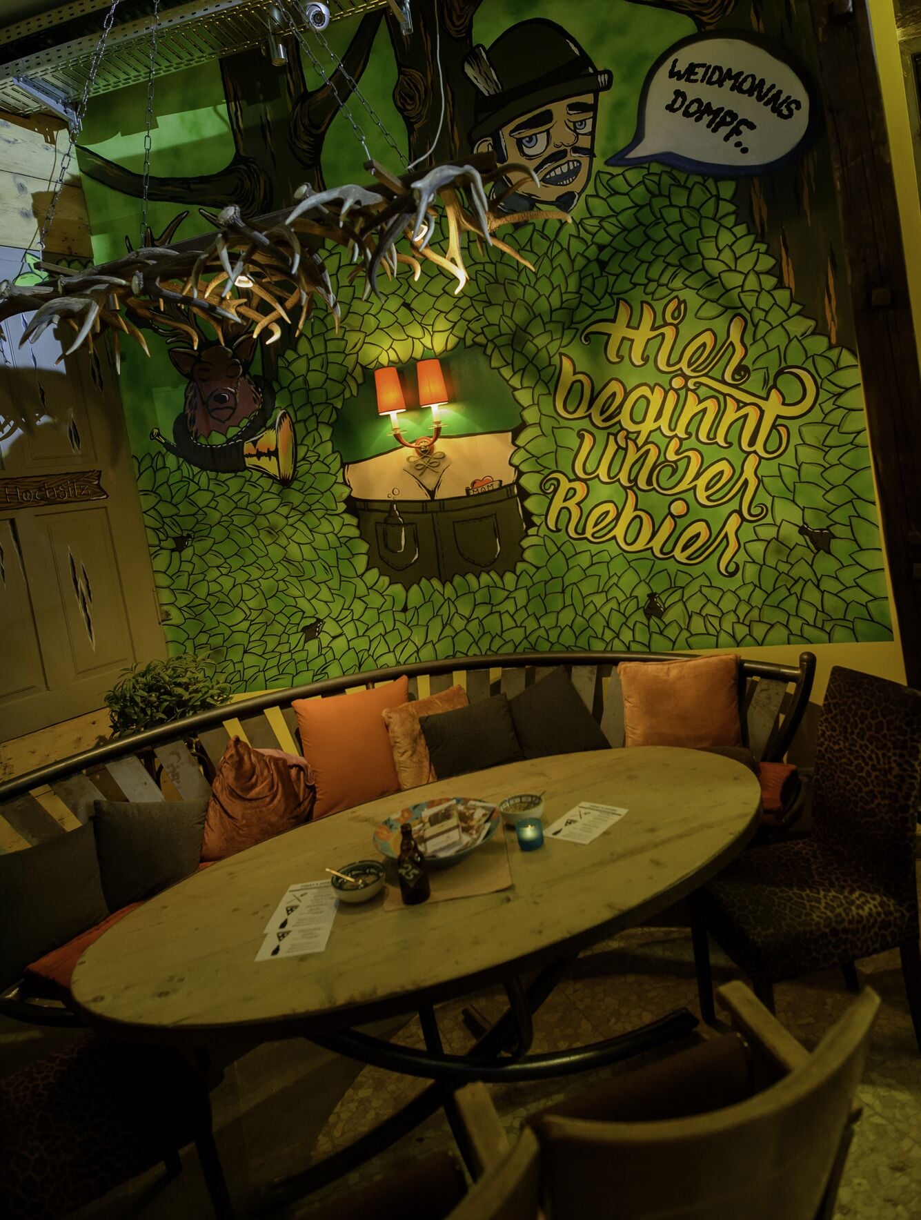 2 restaurants, breakfast, lunch, dinner served; local cuisine